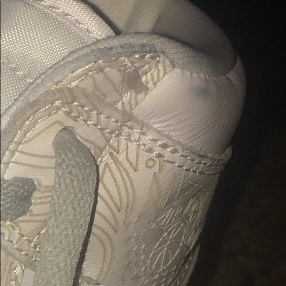 Air Jordan 1 Retro Hi OG LASER (Authentic) - Picture 7 of 8